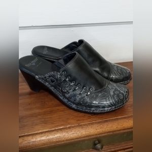 Women's 7 nurse mates pillow top comfort shoes high heel wedge mule clogs